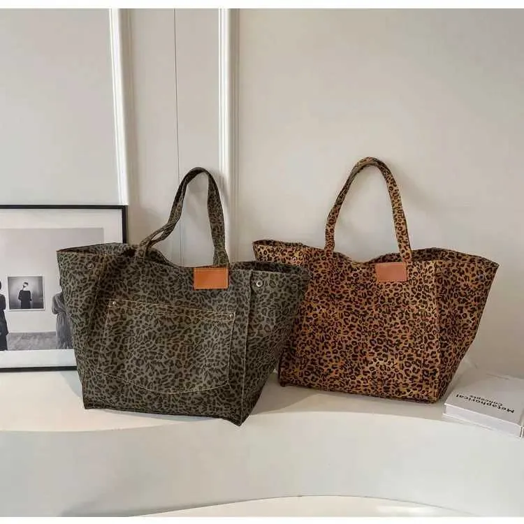Large leopard print womens shoulder bag detachable canvas large capacity shopping 2024 winter new handbag Y241011_voghion.com