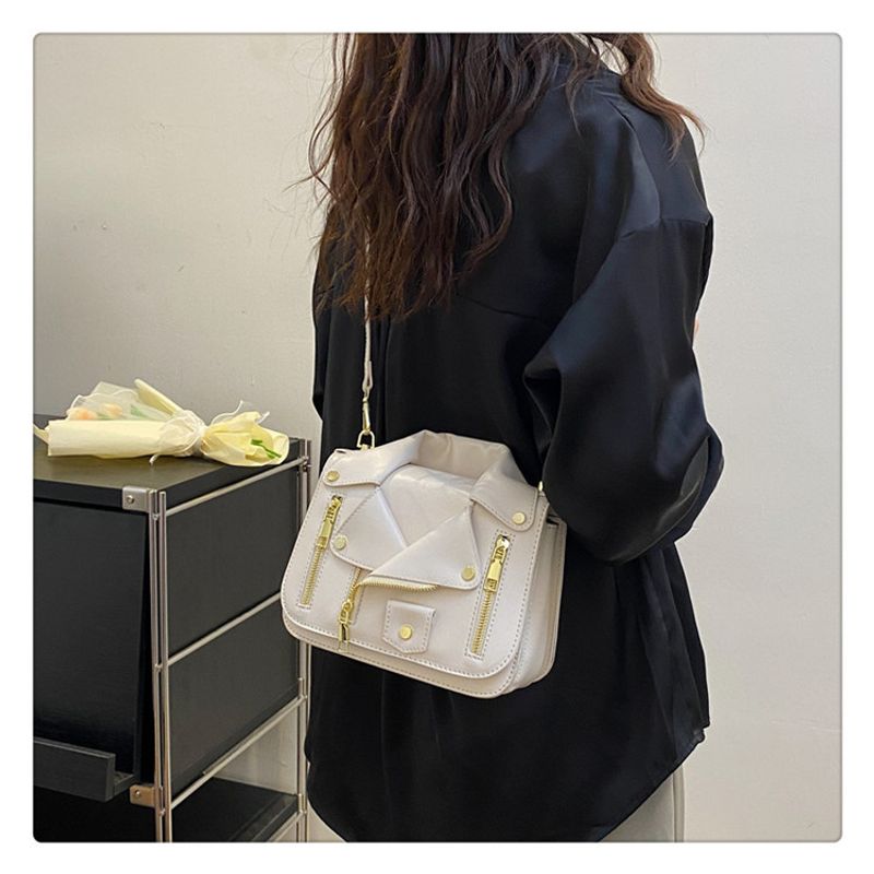 2024 Neue modische personalisierte Tasche für Damen Nischenmode-Design Jacke Reißverschluss Coole Umhängetasche mit_voghion.com