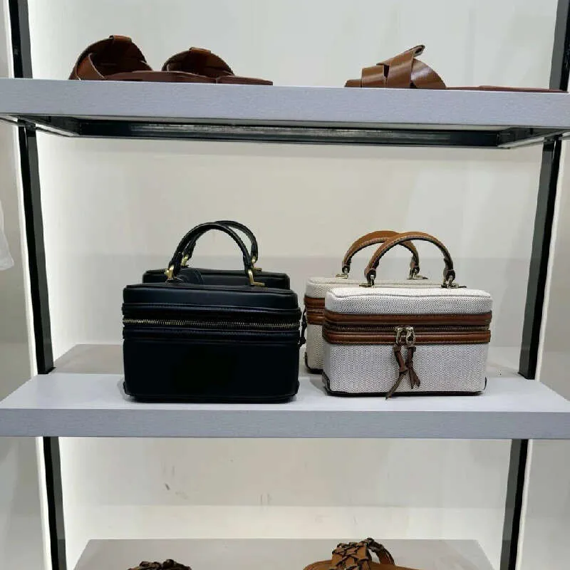 Same Style As Blogger Women's Handbag Designer Retro Armpit Shoulder Bag Chain Messenger Flap Girl Fashion Crossbody_voghion.com