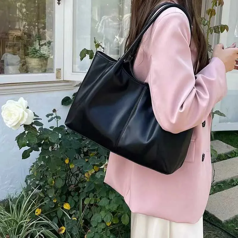 Simple White Shoulder 2024 Womens PU Leather Soft Underarm School Large Capacity Bag Full Student Shopping Handba241031_voghion.com