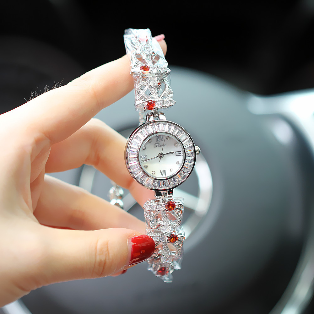 Trasmissione in diretta di Zircon New Women's Pointer Style Diamond Bracelet Quartz Orologio impermeabile alla moda_voghion.com