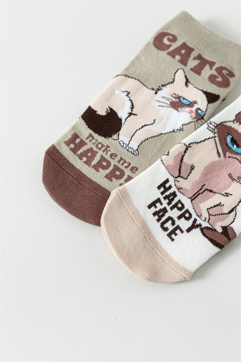 5pcs Of Spring And Summer Cartoon Women's Tube Boat Casual Japanese Style Short Cute Letter Cat Straight Socks_voghion.com