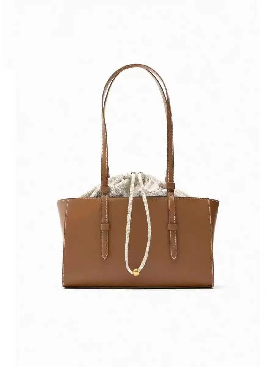 Borsa tote e borsa a spalla versatile da donna in ecopelle_voghion.com