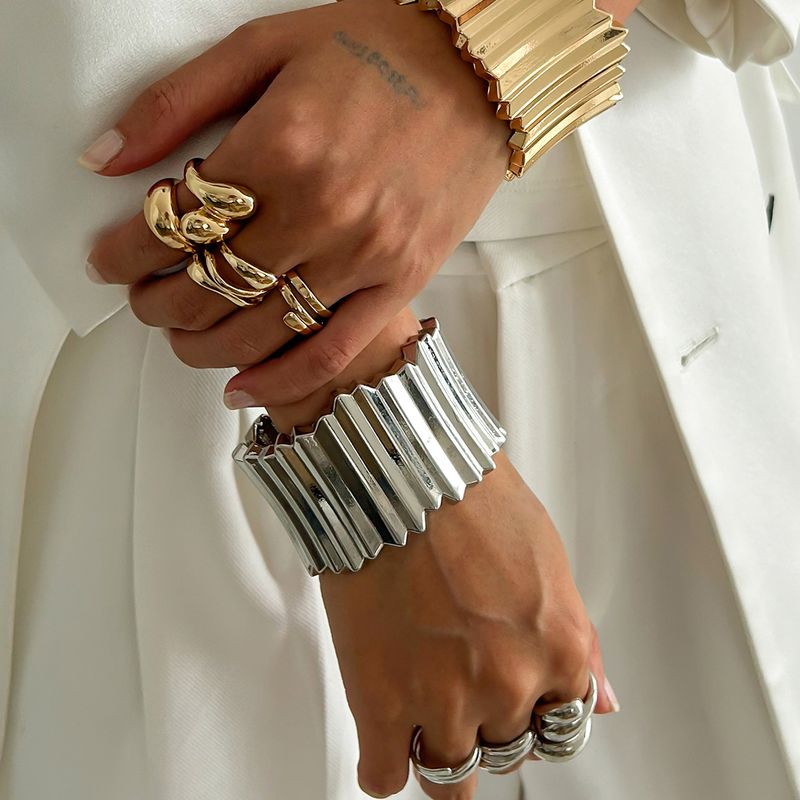 exaggerated Three Dimensional Striped Open Wide Versatile Cold Style Alloy Spring Bracelet Jewelry_voghion.com