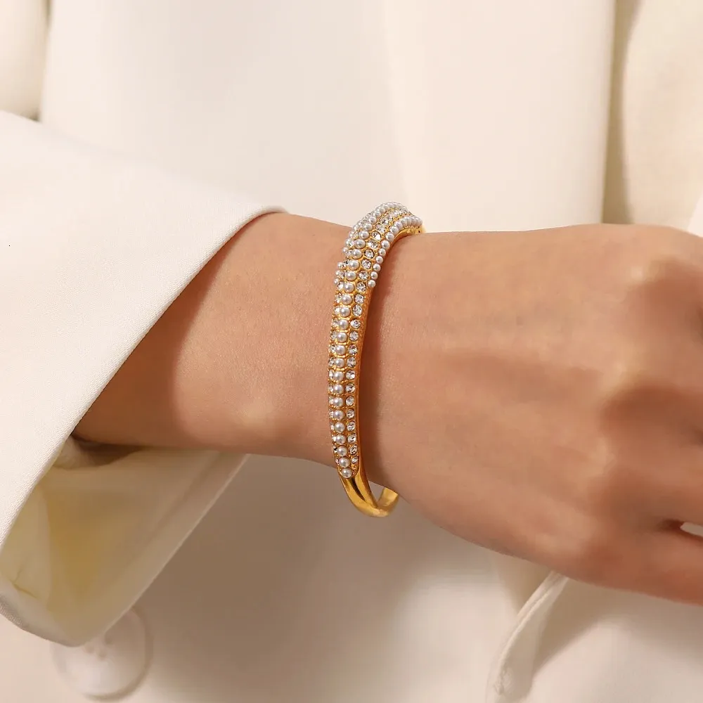 Stainless Steel Cuff Bangle Gold Plated Statement Bracelet_voghion.com