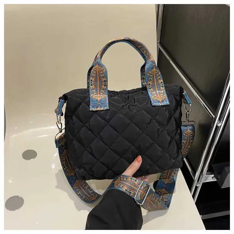 Handtasche fir Fraen mat breedem Gürtel Hierscht/Wanter Rhombus Space Kotteng Schëllertasche mat grousser Kapazitéit - All-Match Shopping241106_voghion.com