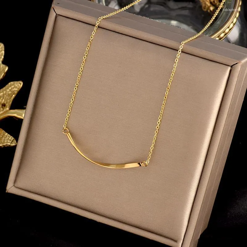 Colar com pingente de barra curva para mulher em aço inoxidável_voghion.com
