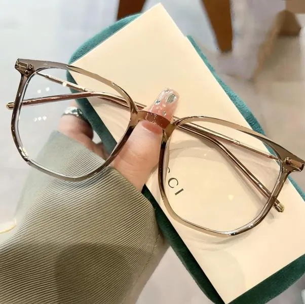 Ladies Designer Sunglasses 2025 New Anti Blue Light Glasses Frame Finished Product Home Same Green Belt Gift_voghion.com