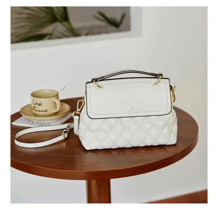 Women's Large Capacity Plaid Crossbody Handbag In Leather Style_voghion.com