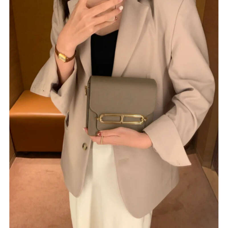 Women's Shoulder Bag Small Square Bag Pig Nose Leather Elegant_voghion.com