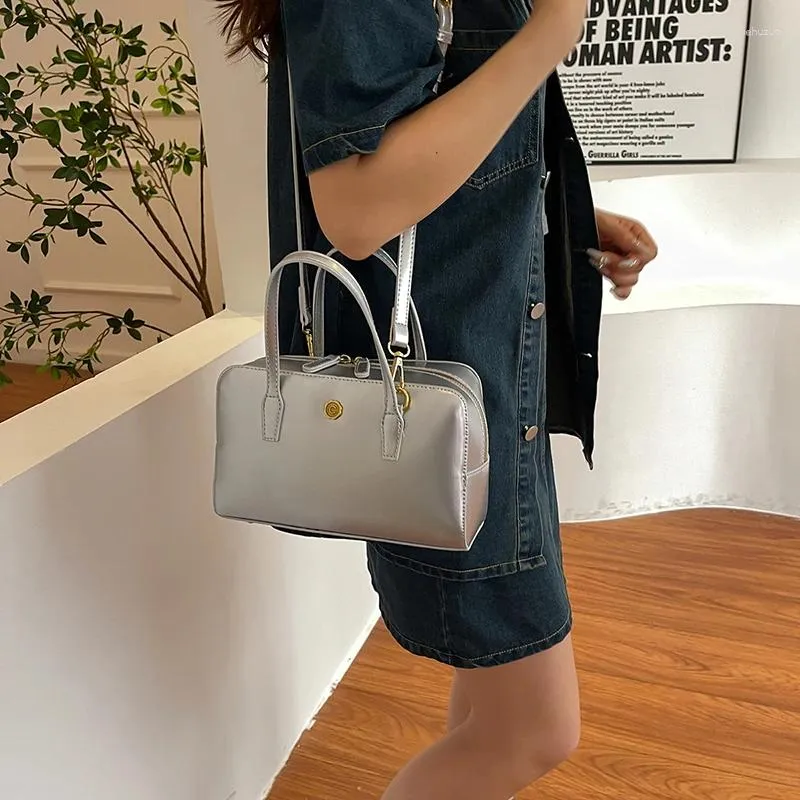 Borse a tracolla in pelle PU con coulisse e manico corto per donna 2024 estate moda coreana borse a tracolla da donna_voghion.com