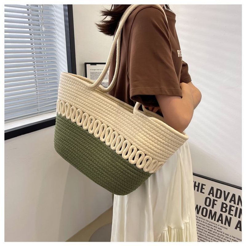 Spring and summer niche grass for women in 2024, new trendy cotton thread woven beach bags, large capacity single_voghion.com