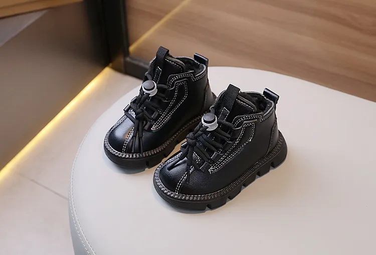 Botas cortas impermeables de cuero Happysteps para niños, zapatos de algodón cálidos y gruesos de felpa para la nieve, de invierno, a la moda, de cuero para niños pequeños_voghion.com