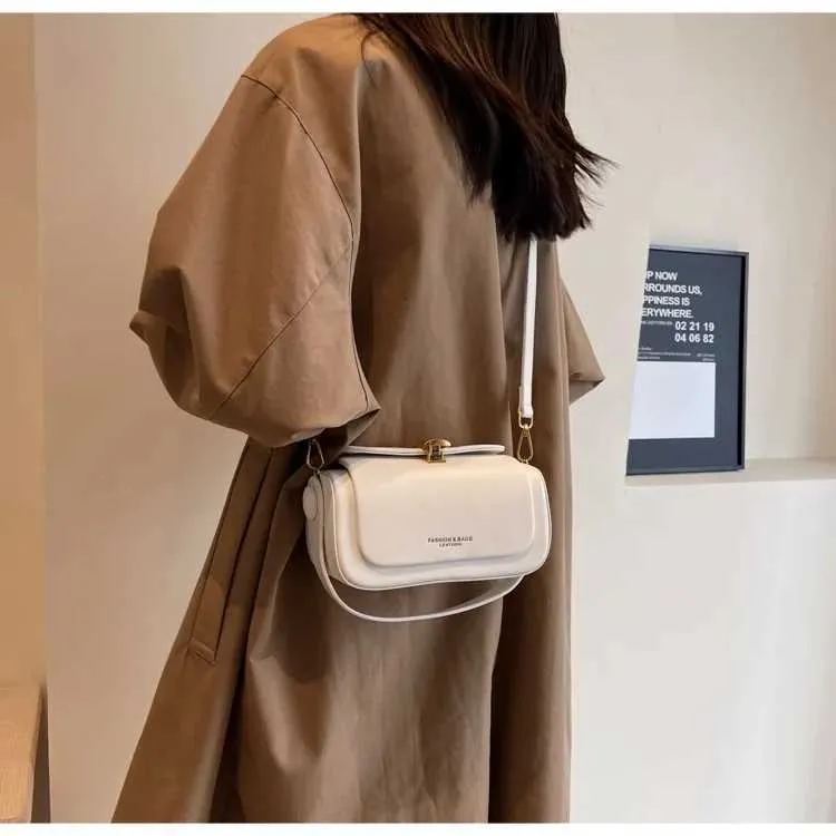 Fashionable and High-end Small Square for Women New Spring/summer Single Shoulder Bag Textured Crossbody Ba241217_voghion.com