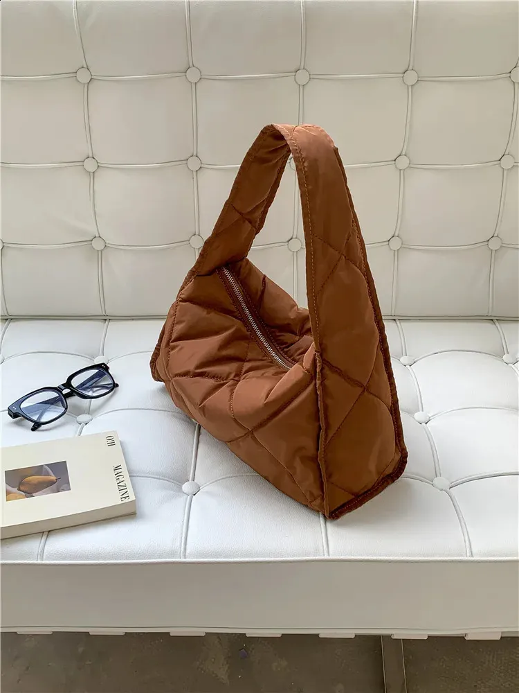 Puffer Shoulder Bag For Women Large Capacity Winter Handbag_voghion.com