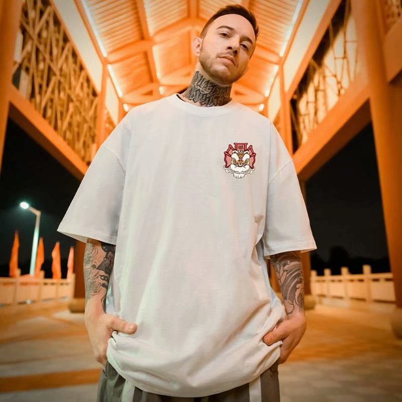 Oversized kort T-shirt til mænd, bjørn, løs pasform hiphop Instagram, trendy par, personlig halværmet trend_voghion.com