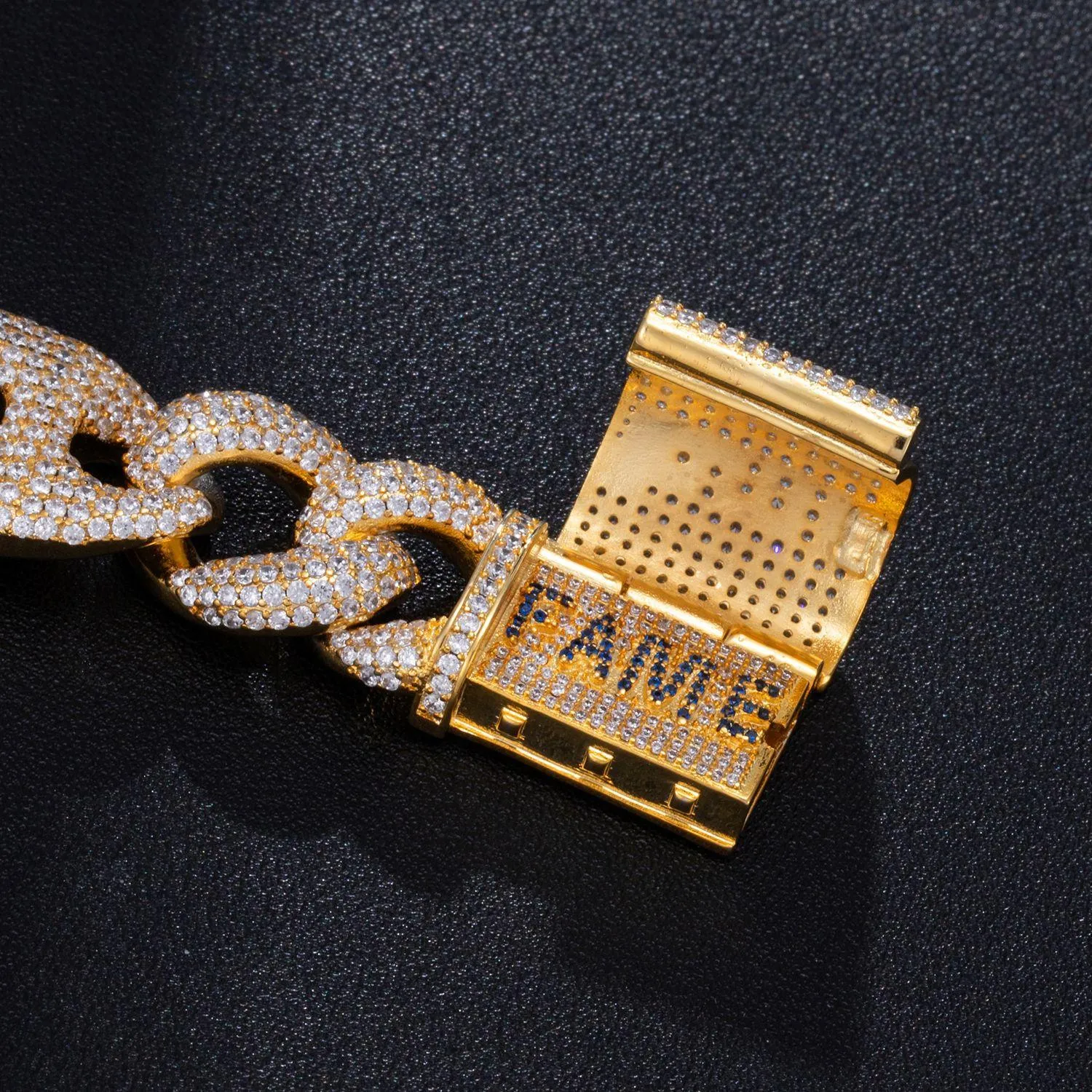 Personalised White Gold Bling Cuban Link Chain Necklace For Men_voghion.com