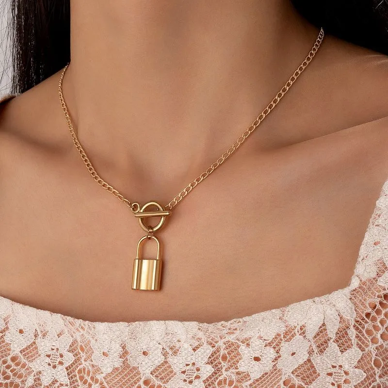 Colliers pendentifs Collier de verrouillage classique Élégant alliage de couleur or Métal Réglable Bijoux de fête Accessoires Collier_voghion.com