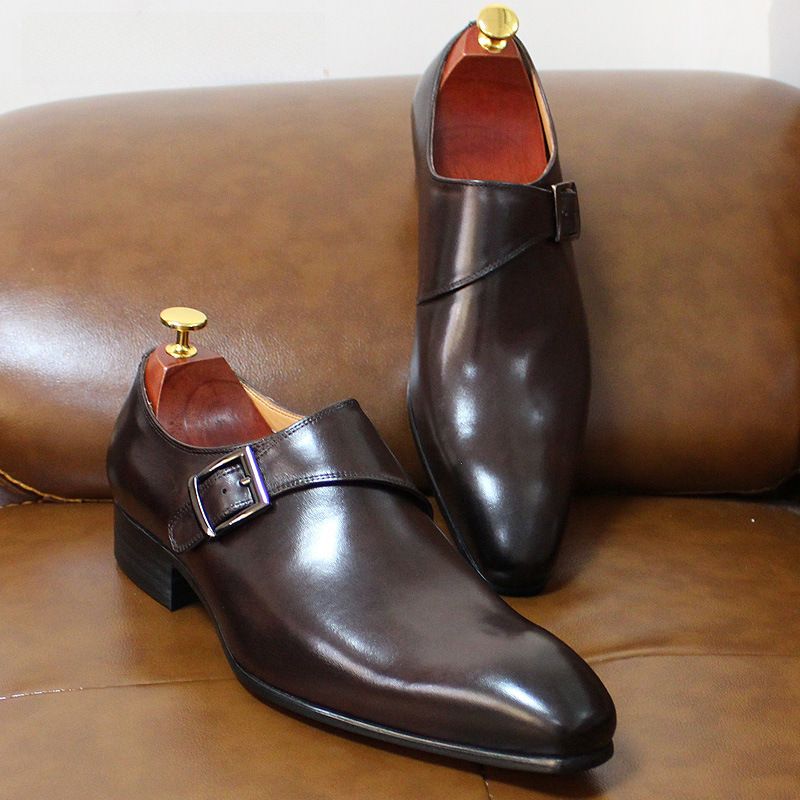 Scarpe eleganti da uomo in pelle casual da lavoro con un solo bottone, a punta_voghion.com