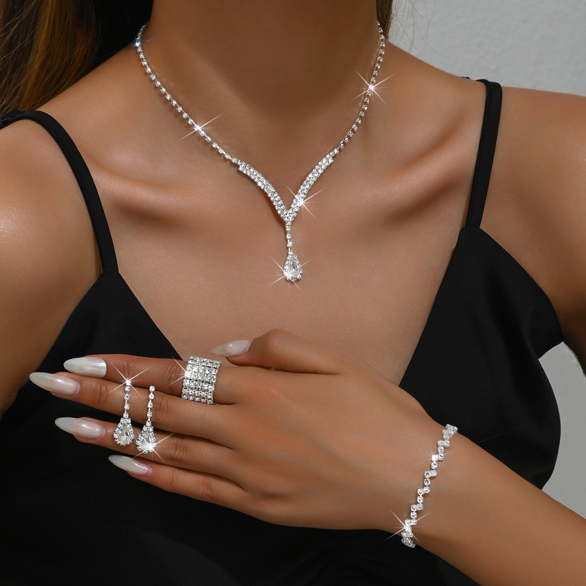 Bride And Girls Jewelry Diamond Necklace Earrings Earrings Wedding Jewelry Set_voghion.com