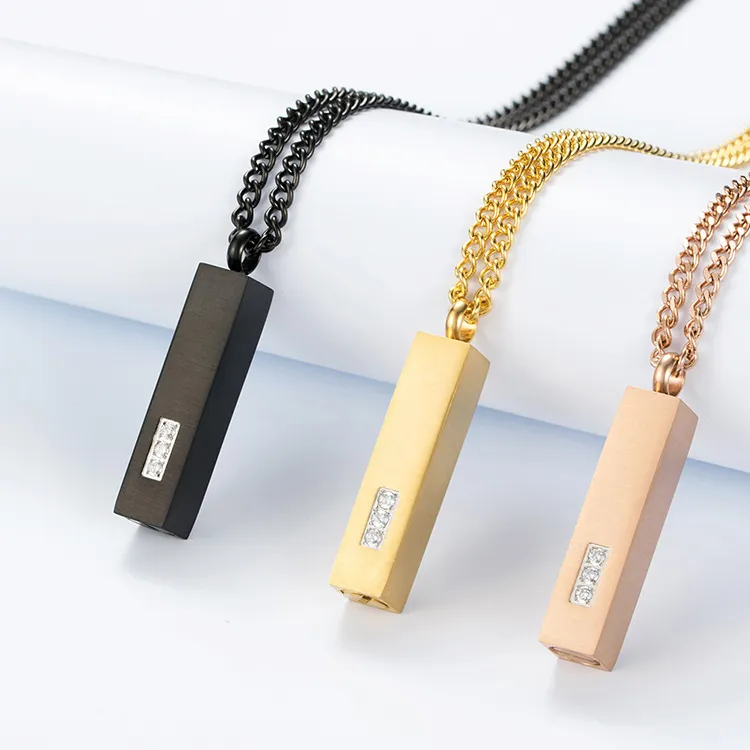 Collane con ciondolo in lega di titanio, bottiglia di olio da trapano, ciondolo con disegno semplice in oro rosa e nero opaco, acqua._voghion.com