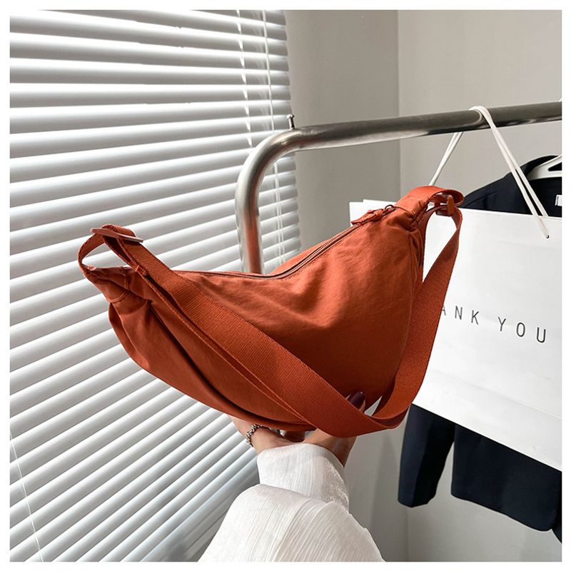 Borsa casual in nylongewebe Mode 2024 Neue Schulter Crossbody Knödel Tasche_voghion.com