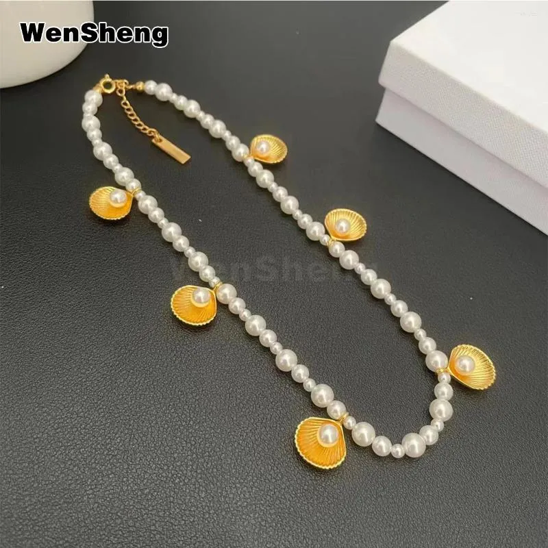 Collier pendentif perle et coquillage doré bijou élégant pour femme_voghion.com