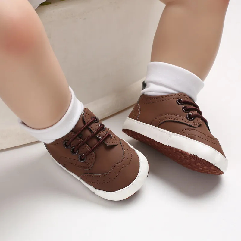 Babydop för pojke nyfödd vit kausal mjuk sula halkfri flicka Cutefeet lätta småbarn spädbarn första gångskor_voghion.com