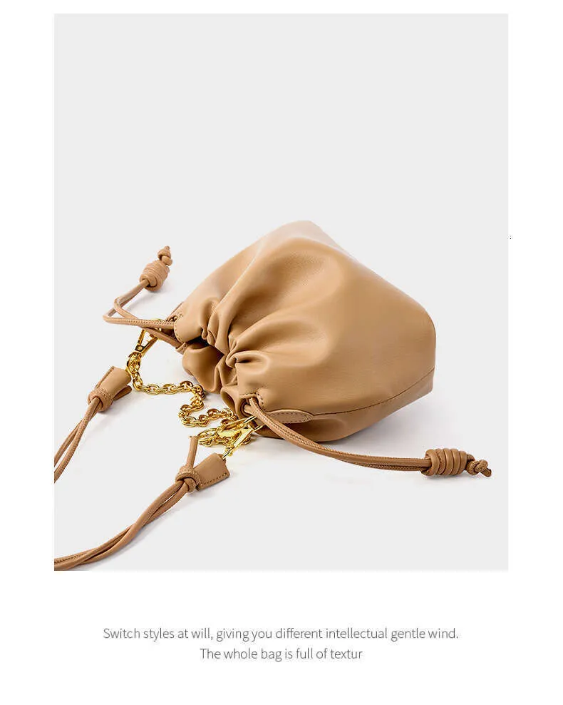 Sac à main tendance en cuir véritable souple pour femme, grande capacité, design pliable en nuage_voghion.com