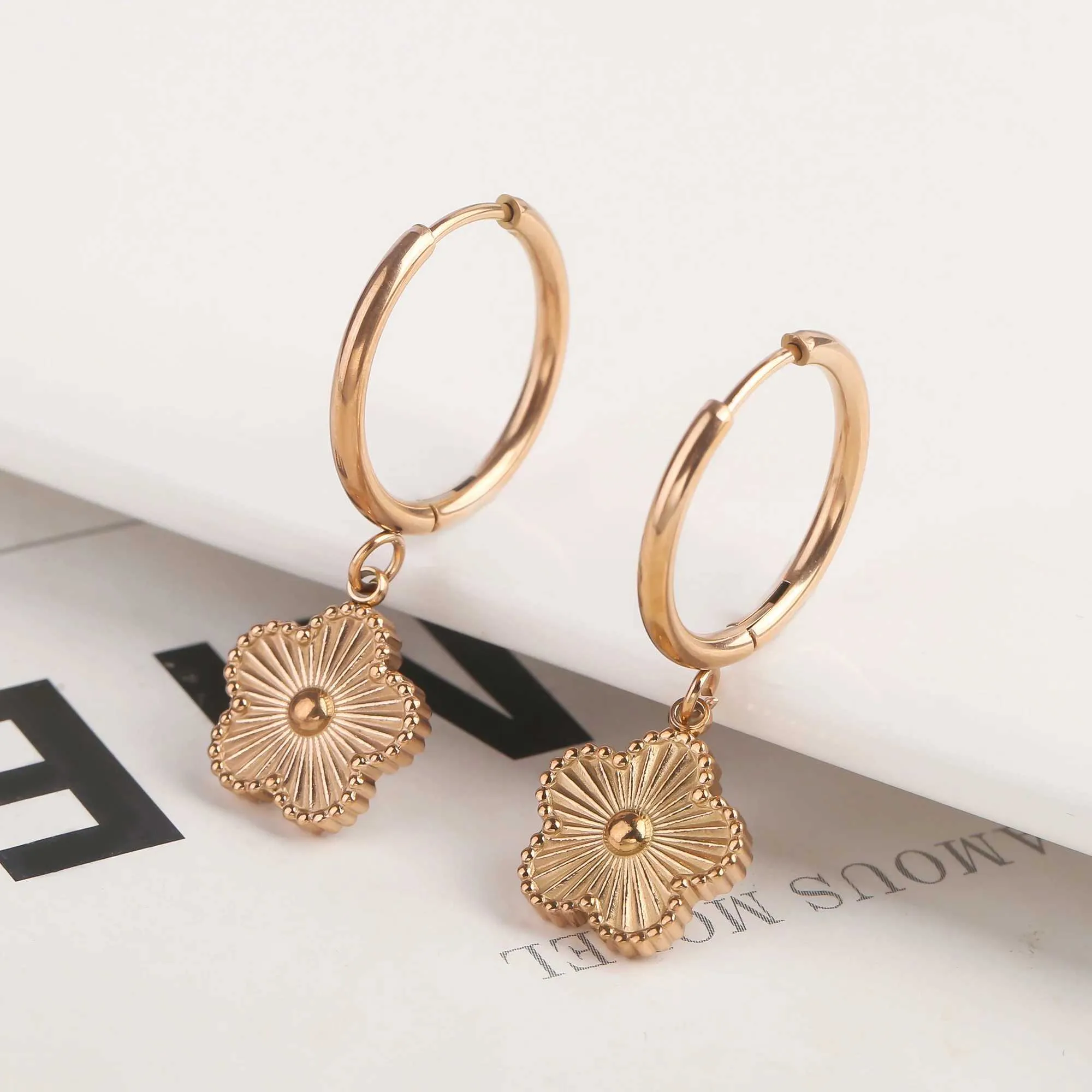 Wedding Jewelry Sets Rose Gold Plated Shiny Metal Plant Five Leaf Flower Plum Blossom Set For Women Stainless Steel High_voghion.com