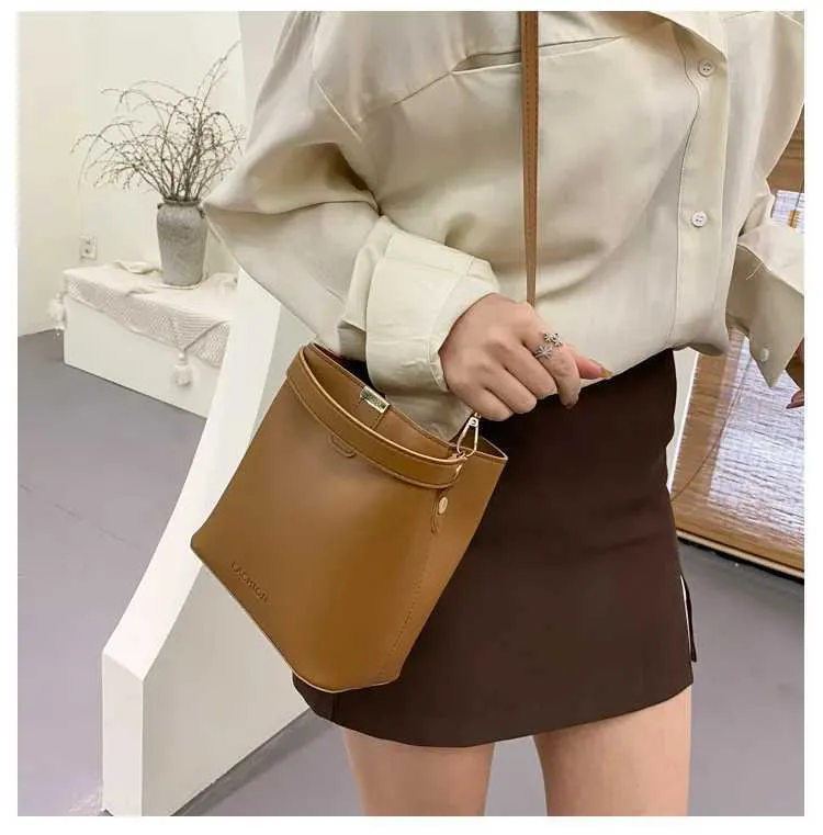 Black Women's Pu Leather Shoulder Bag Casual Designer Handbag_voghion.com