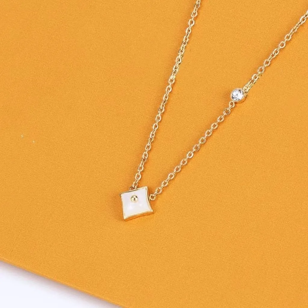 Designer jewelry women sier pendent mens necklace womens pendants necklaces ladies chains jewlery girlfriend accessories_voghion.com