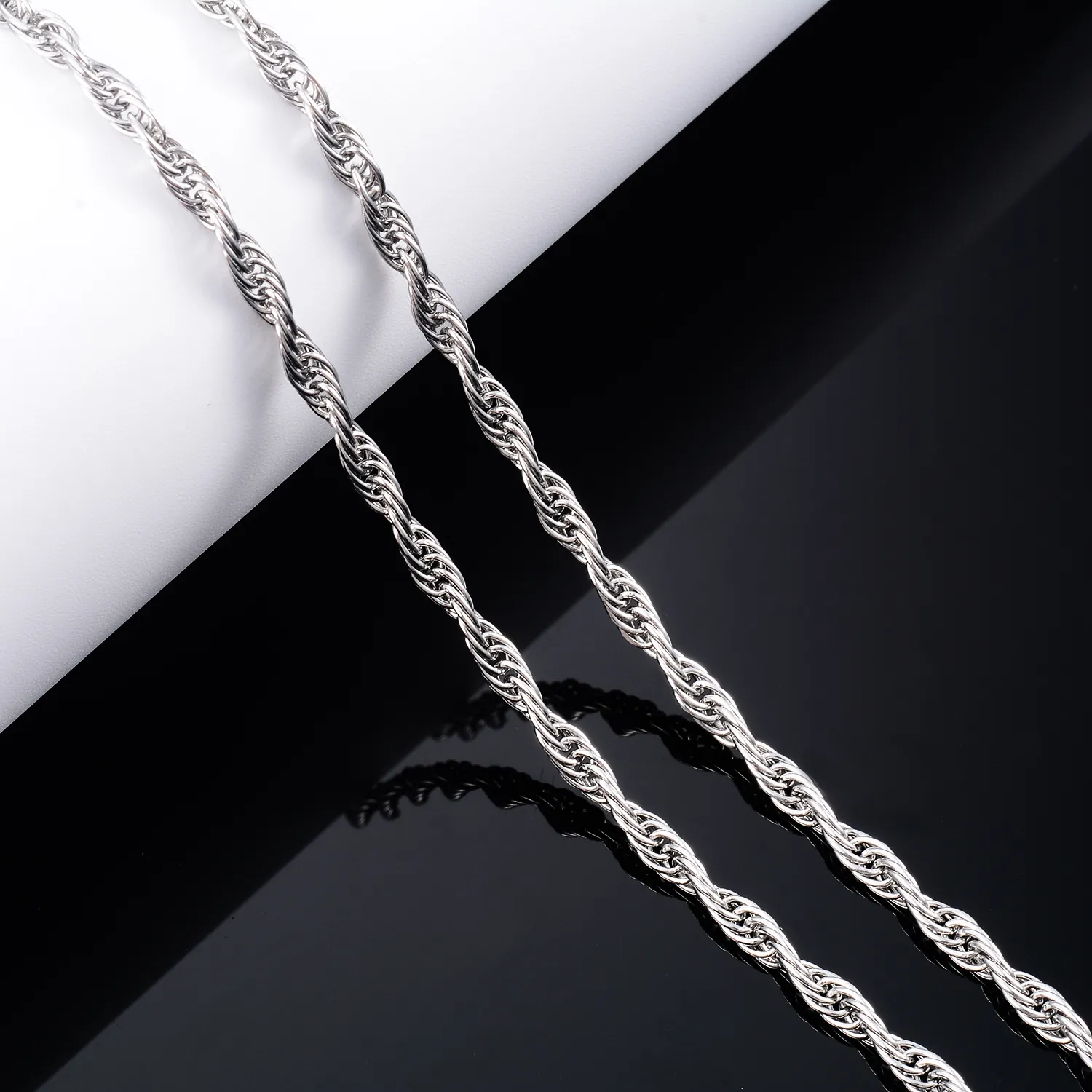 Collana a catena in acciaio inox a corda per uomo e donna_voghion.com