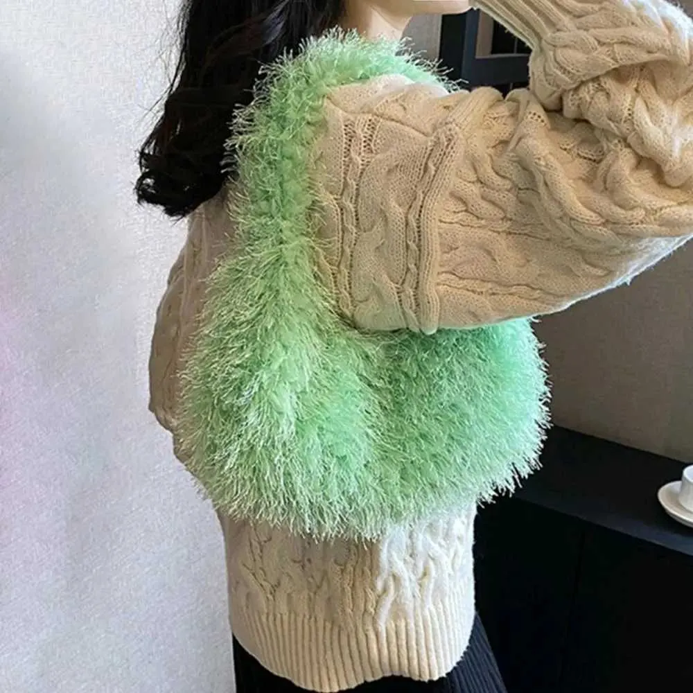 Designer Bag Artificial long tassel plush shoulder bag fashionable womens fur large capacity handbag Y241115_voghion.com