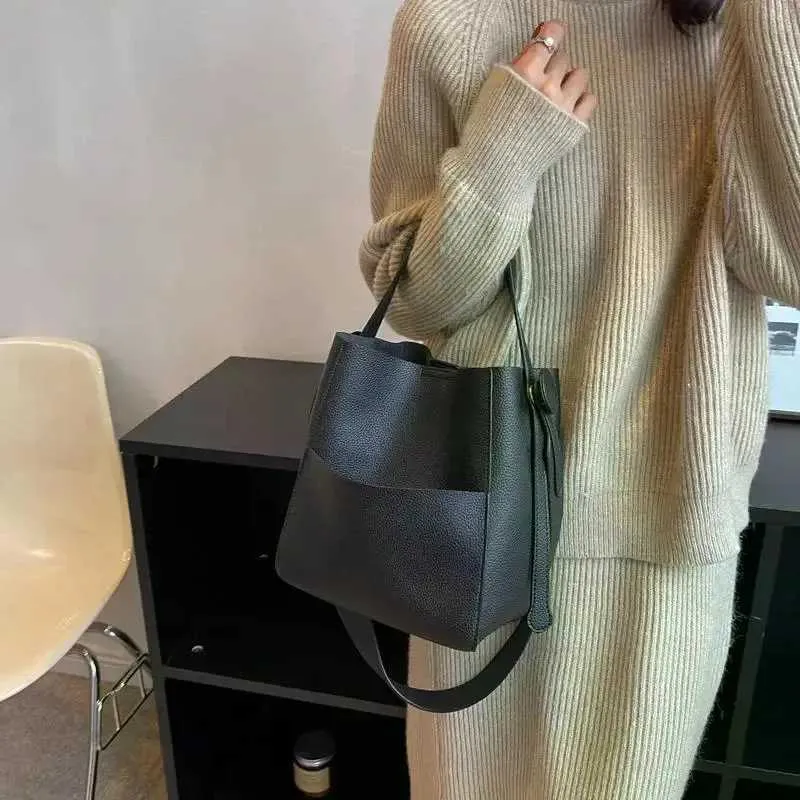 Borsa a secchiello da donna, tracolla piccola in pelle, tendenza stilista femminile, 2024, portafoglio e borsa a mano Y241121_voghion.com