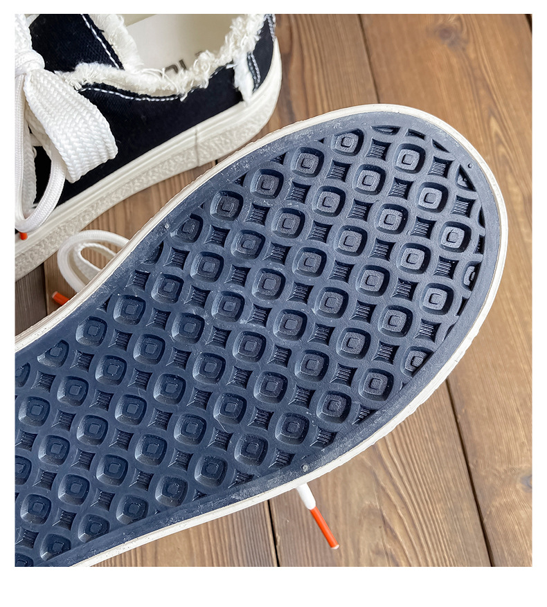 Baikuang 2024 Nouvelles petites chaussures blanches pour femmes, chaussures de planche polyvalentes en toile à bords irréguliers, chaussures chics_voghion.com