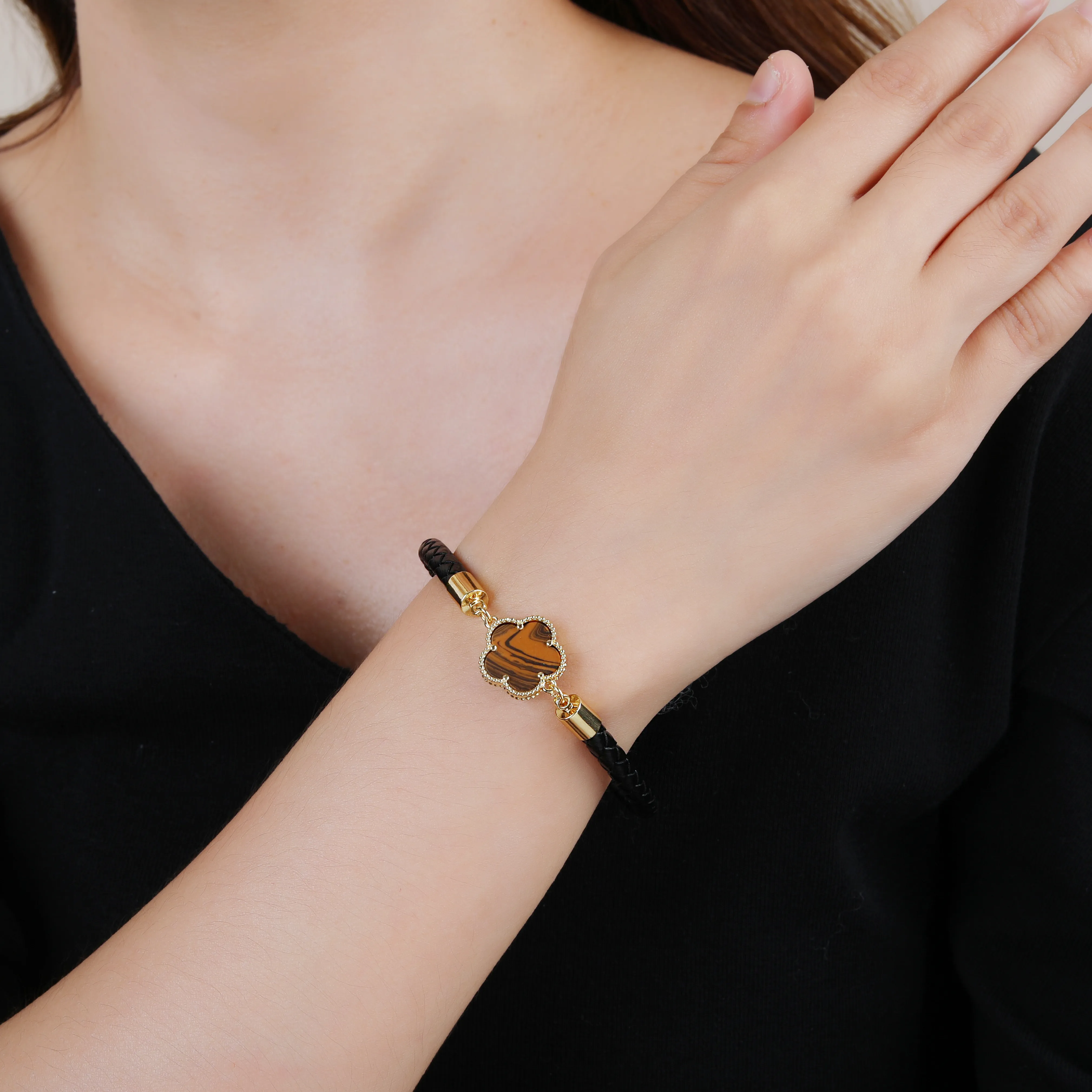 Clover Charm Leather Bracelet For Men And Women Simple Style_voghion.com