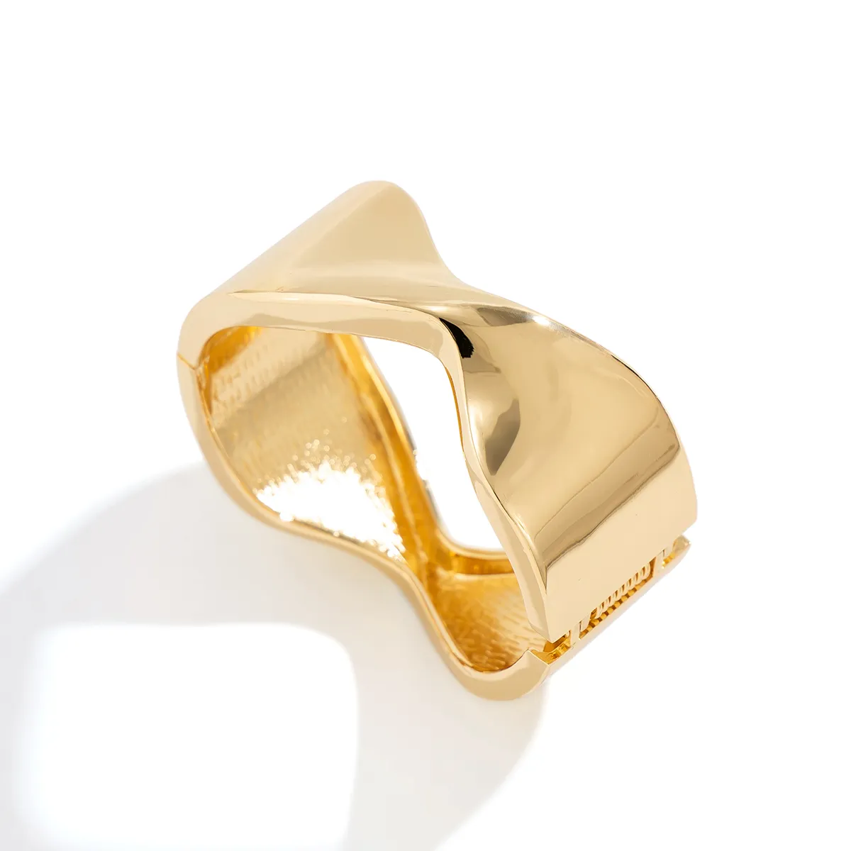 Brazalete grande de metal brillante Lacteo para mujer, con personalidad de moda, estilo viento exagerado, para fiestas de verano, banquetes, joyería_voghion.com