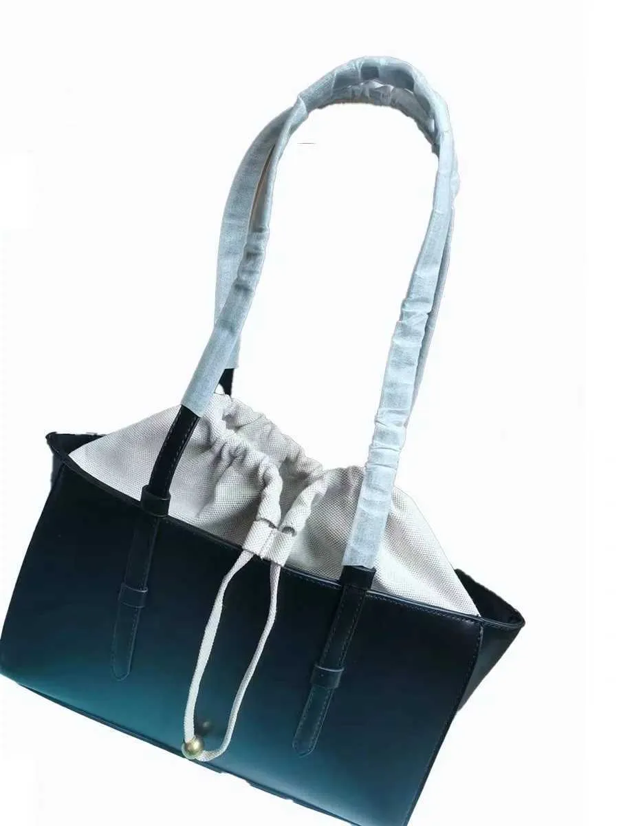 Borsa tote e borsa a spalla versatile da donna in ecopelle_voghion.com