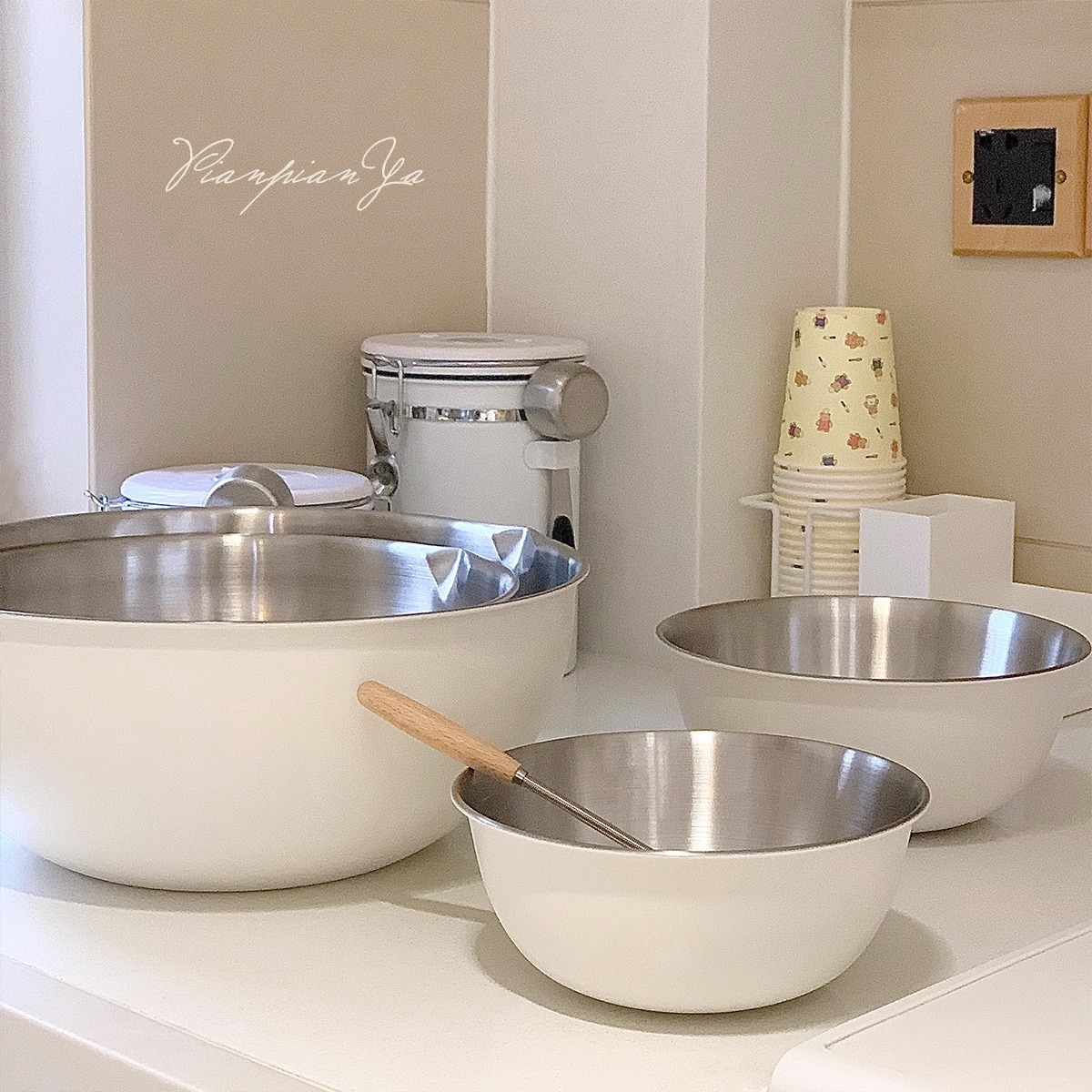 Nouveau bol de cuisine japonais avec échelle en acier inoxydable 304 pour la cuisson des œufs et des nouilles, bassin à salade