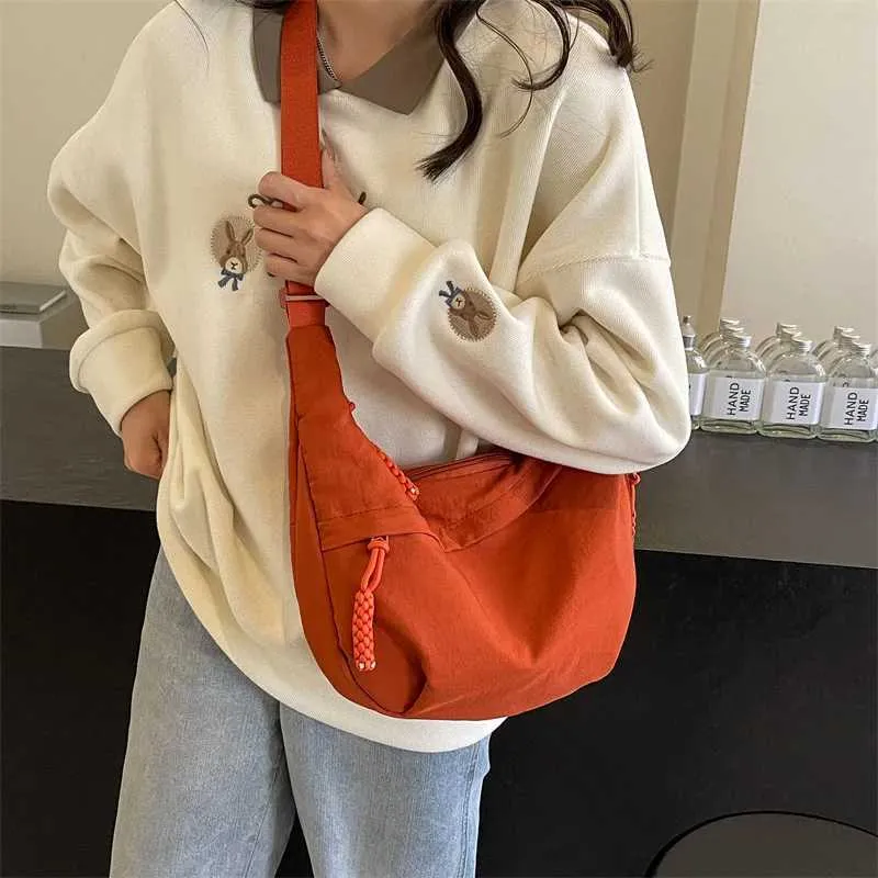 Sac à bandoulière en nylon 2024 pour femme, nouvelle collection été, grande capacité, design polyvalent et de niche, messager Ba241103_voghion.com