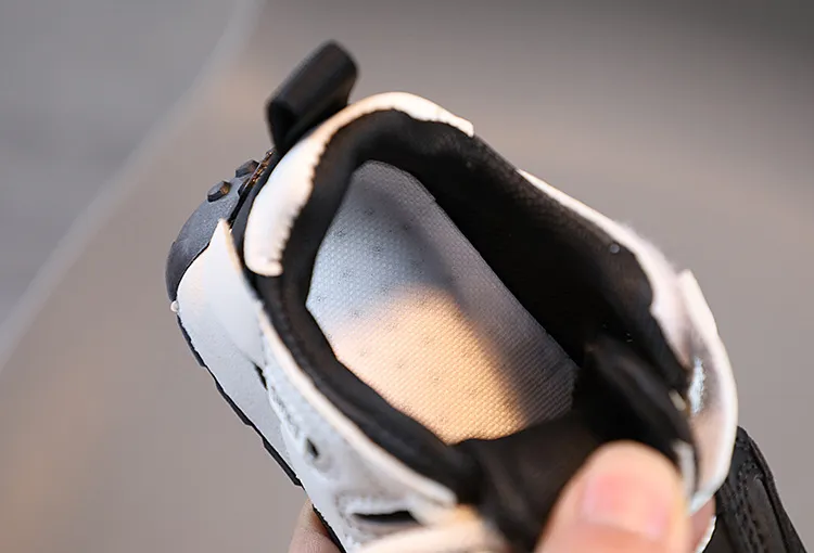 Zapatillas deportivas escolares para niños pequeños, unisex, para entrenamiento, para exteriores, cómodas, tallas 21_voghion.com