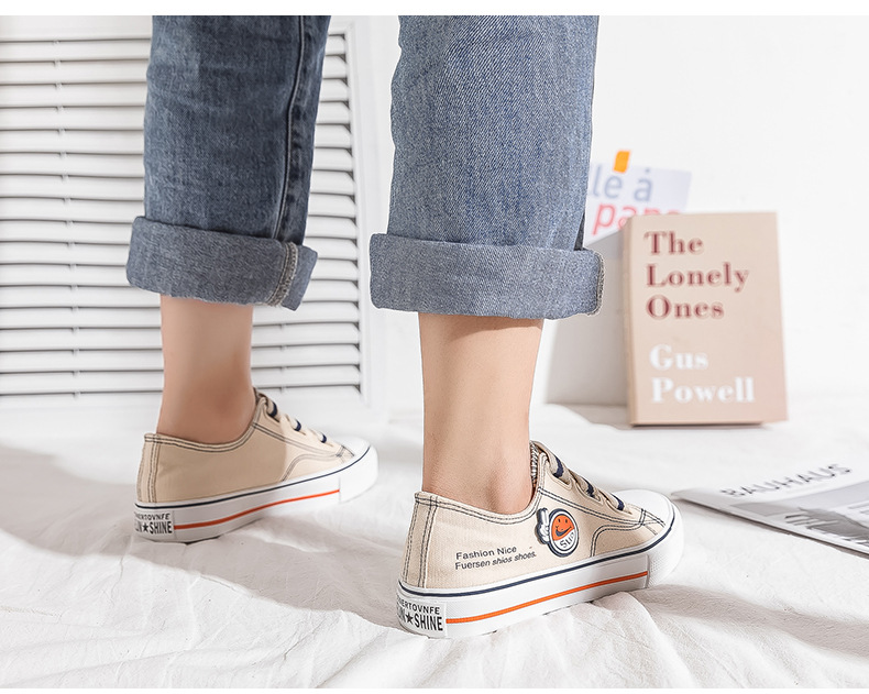Elastic Band Smiling Face Canvas for Women Summer and Autumn Students Versatile Little White 2024 New One Step Lazy_voghion.com