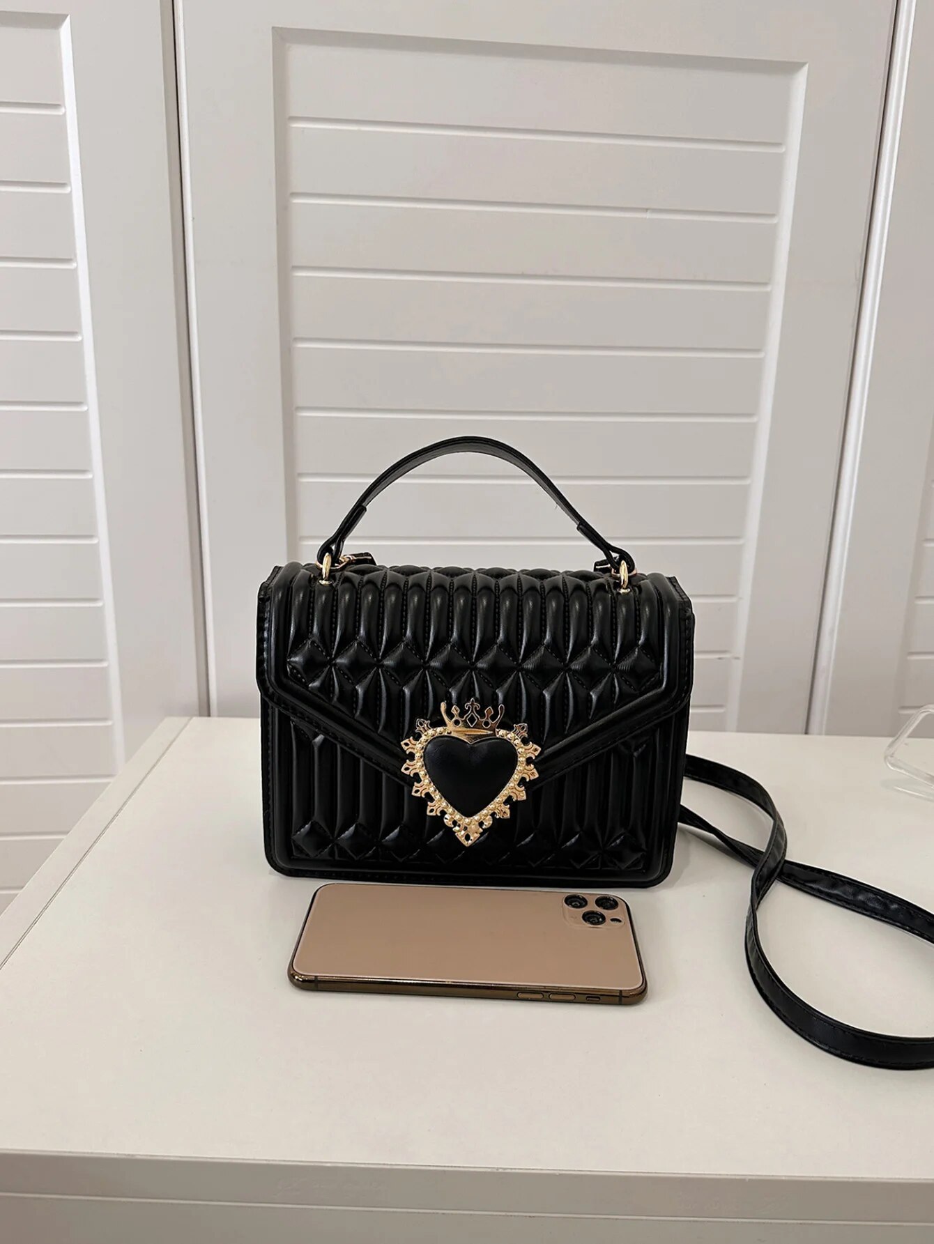 Borsa da donna alla moda in pelle PU per San Valentino con decorazione con fibbia in metallo tracolla regolabile_voghion.com