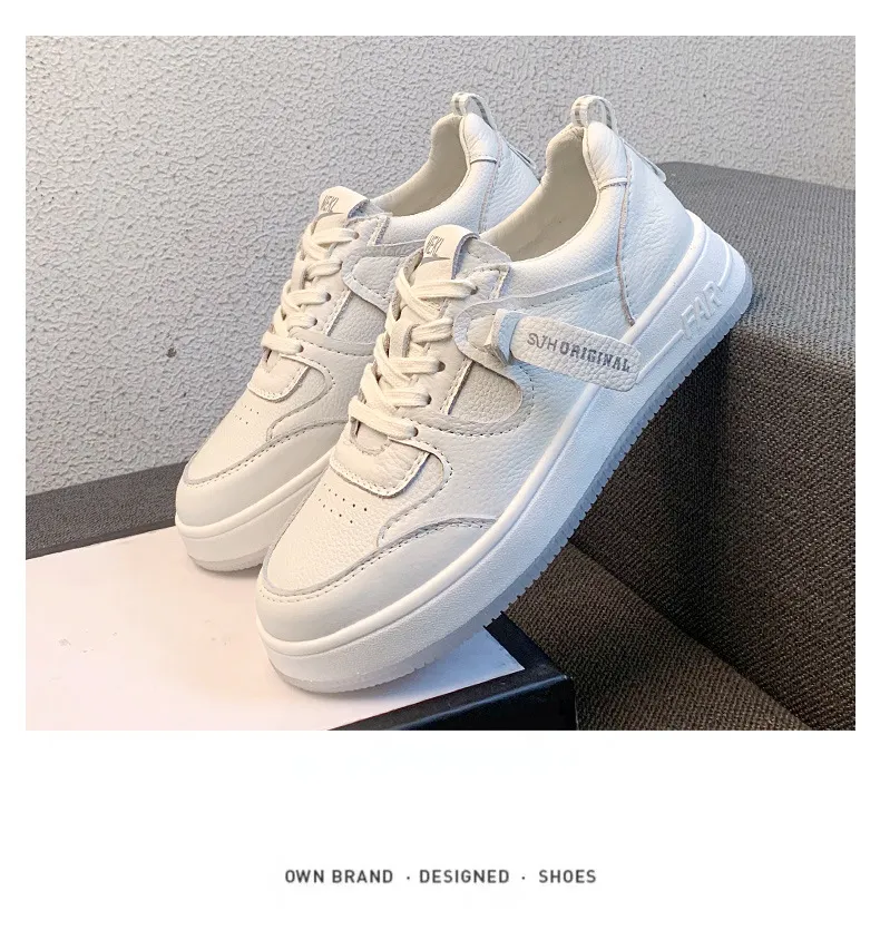 Scarpe sportive casual versatili, con fondo piatto e basso taglio in vera pelle e rete per traspirabilità e comfort._voghion.com