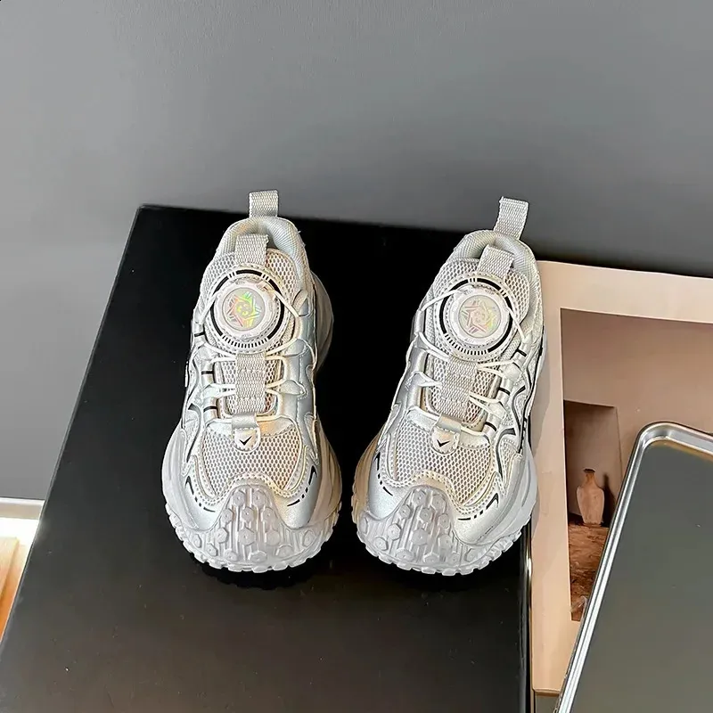 Dziecięce sportowe buty dla chłopców antypoślizgowe PU dziewczęce do koszykówki modne skórzane buty dziecięce krótkie i grube do szkoły tenisowej_voghion.com
