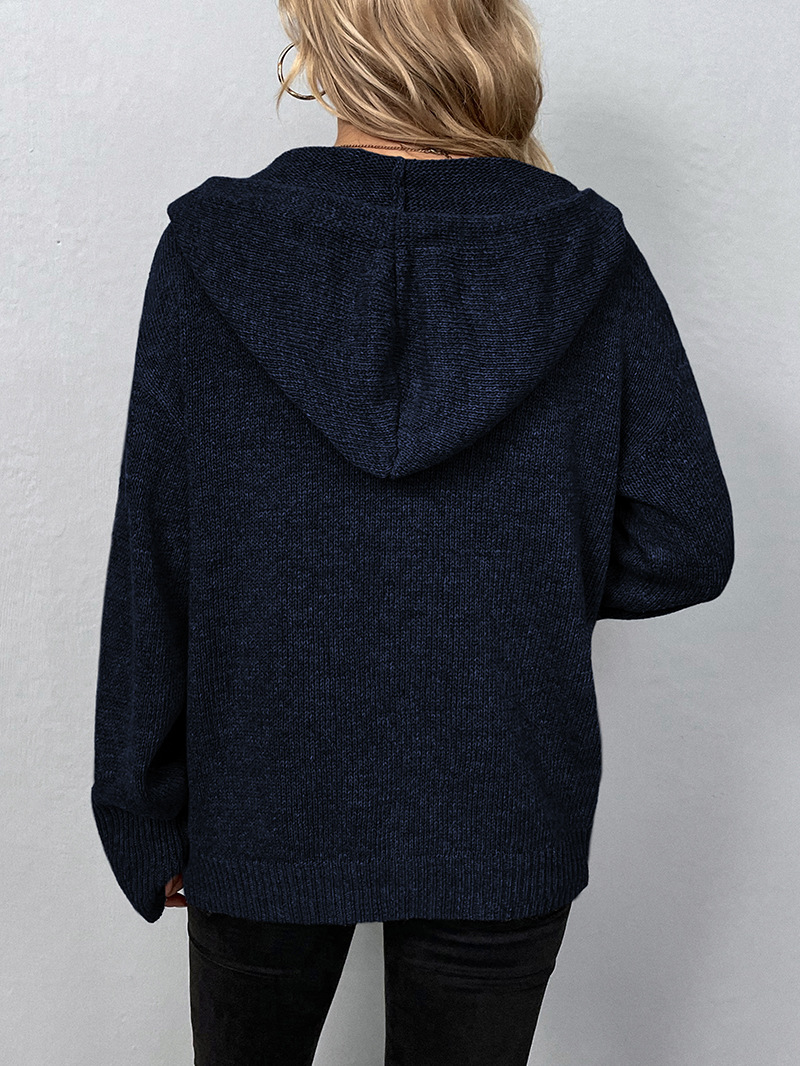 Cardigan in maglia da donna con cappuccio e bottoni_voghion.com