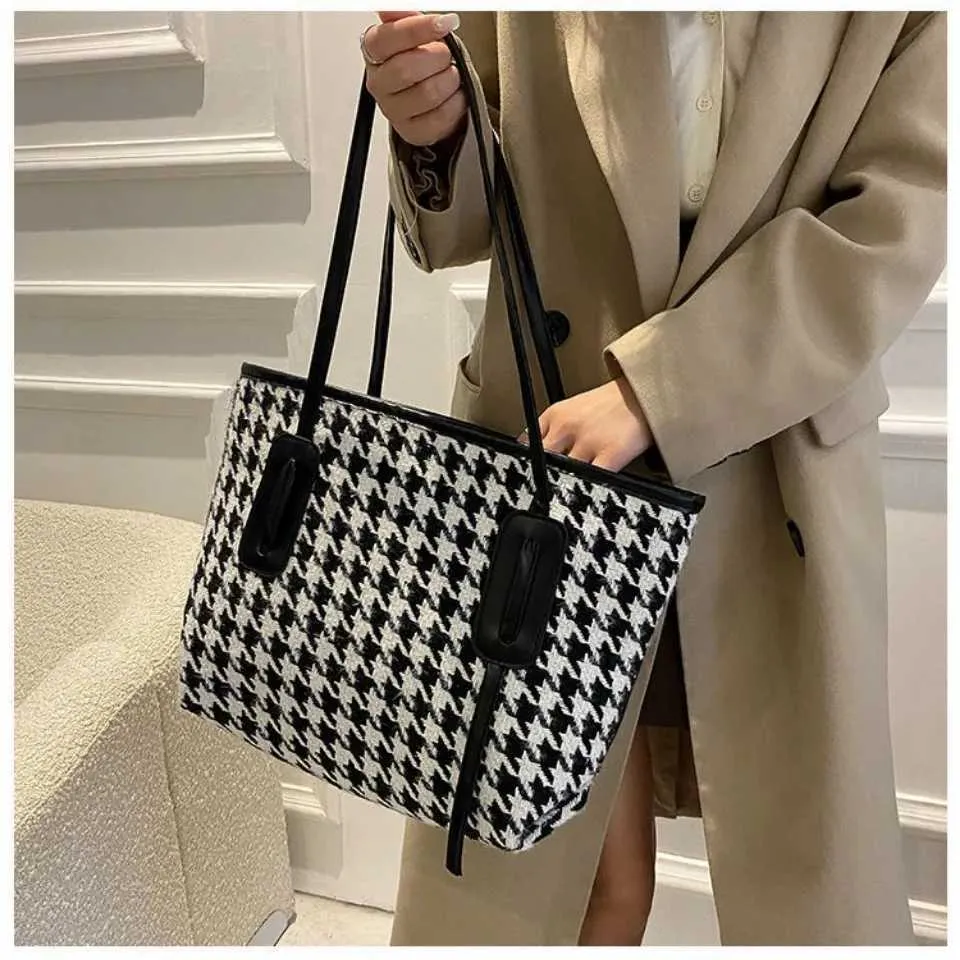 Womens Shoulder Bag And Tote Bag Large Capacity Grid Pattern Bag_voghion.com