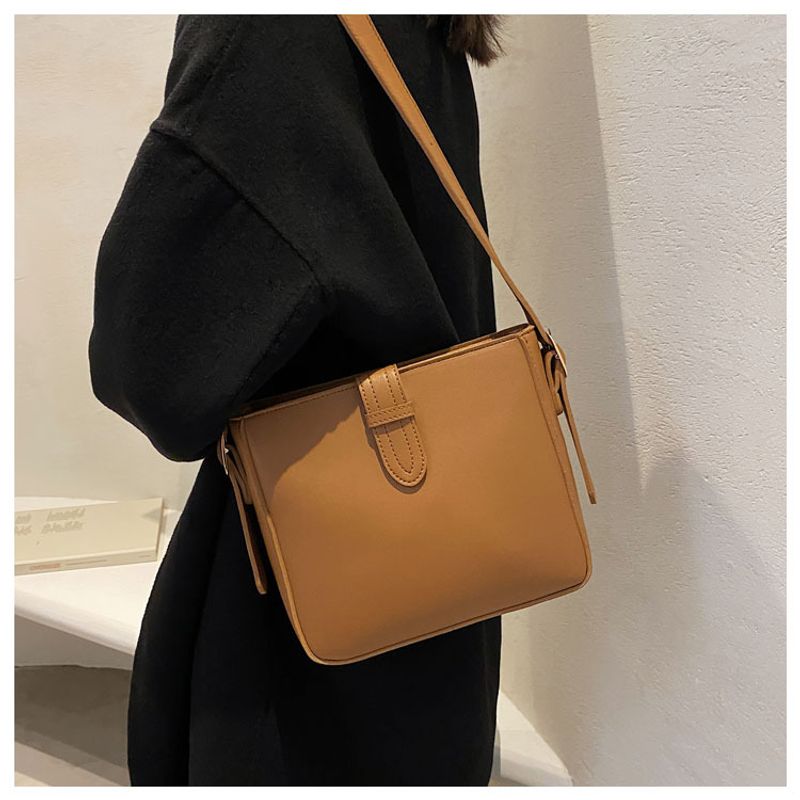 2024 Neue High-End-Tasche mit großem Fassungsvermögen für Damen, modische einfache, lässige Beuteltasche, im Internet_voghion.com