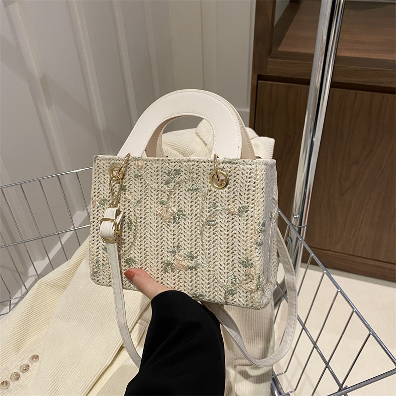 Sac à main tissé tendance pour femmes, sac à bandoulière tendance pour bord de mer, sac de plage, Style occidental, nouvelle collection été 2024_voghion.com